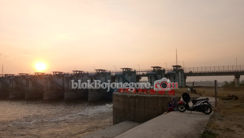 Sepi, Wisata Bendung Gerak Tidak Seramai Dulu